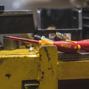 Wiha 33580 2 Piece Insulated SoftFinish Slotted and Phillips Screwdriver Set