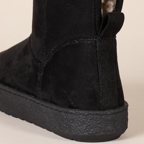 Amazon Essentials Women's Faux Fur Lined Shearling Boots, Pull-On Design