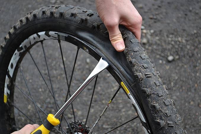 Pedro's Downhill Bicycle Tire Lever, Black/Yellow