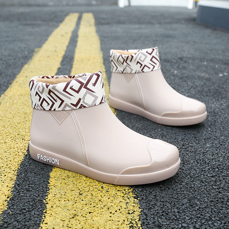 Fashionable Short Waterproof Rain Boots for Ladies
