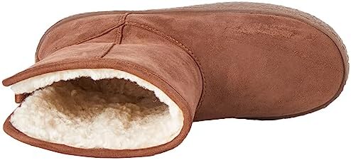 Amazon Essentials Women's Faux Fur Lined Shearling Boots, Pull-On Design