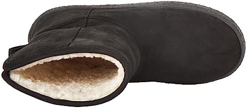 Amazon Essentials Women's Faux Fur Lined Shearling Boots, Pull-On Design