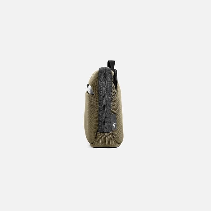 Air Slim Pouch 2 Toiletry Kit