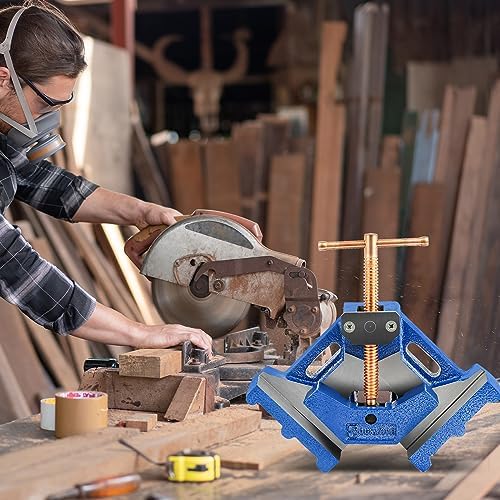 W04C Ductile Iron 90° Angle Clamp, 2.36” Opening