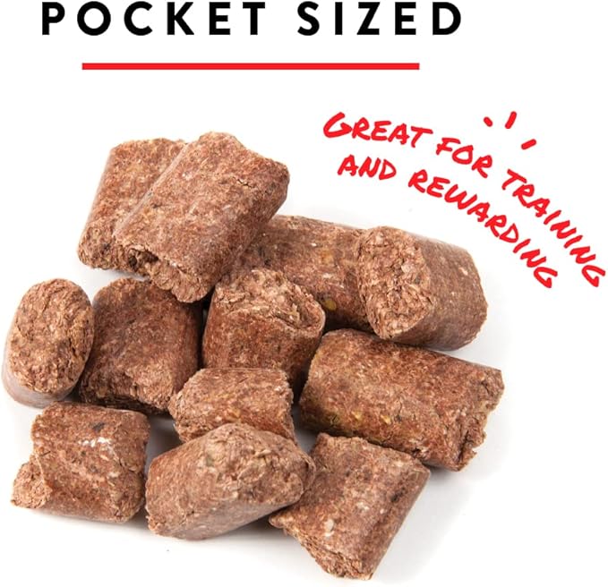 Manna Pro Bite-Size Nuggets for Horses, Pocket Sized Training Horse Treats, Apple Flavored Treats, Packs with Vitamins & Minerals, Great Taste Guaranteed, 4 lbs (Pack of 2)