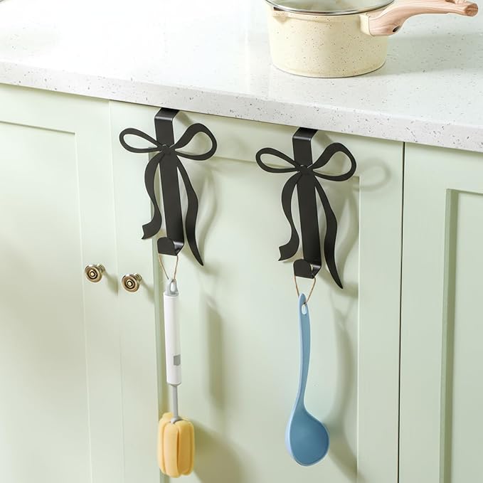 Chunful 2 Pack Black Bow Over The Door Hook, Metal Strong Door Hanger Hook Coquette Room Decor Bow Accessories for Cabinet Living Room Bathroom Bedroom Kitchen Hanging Clothes Towels Hats Coats Bags