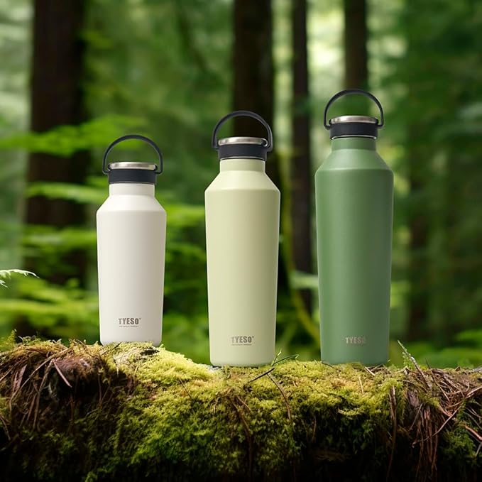 TYESO Stainless Steel Vacuum Insulated Water Bottle, Insulated Water Bottle with Soft Silicone Carry Handle (WHITE, 25 OZ)