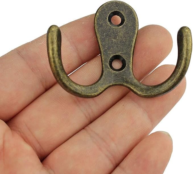 2 Pcs Double Prong Robe Hooks, Dual Coat Hooks Wall Mounted Hanging Clothes for Bathroom Bedroom Door Wall Retro Metal Cloth Hanger Double Coat Hooks with 4 Screws (Vintage)
