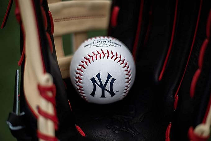 Rawlings | Official 2026 MLB Baseball with Team Logo | All 30 MLB Teams Available