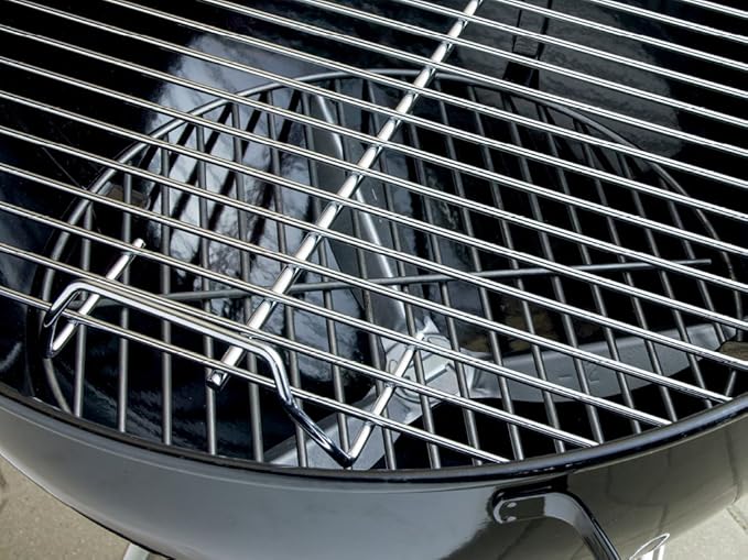 Weber Original Kettle Charcoal Grill, 22-Inch, Black – Classic Outdoor BBQ Grill with One‑Touch™ Cleaning System & Precise Temperature Control Dampers