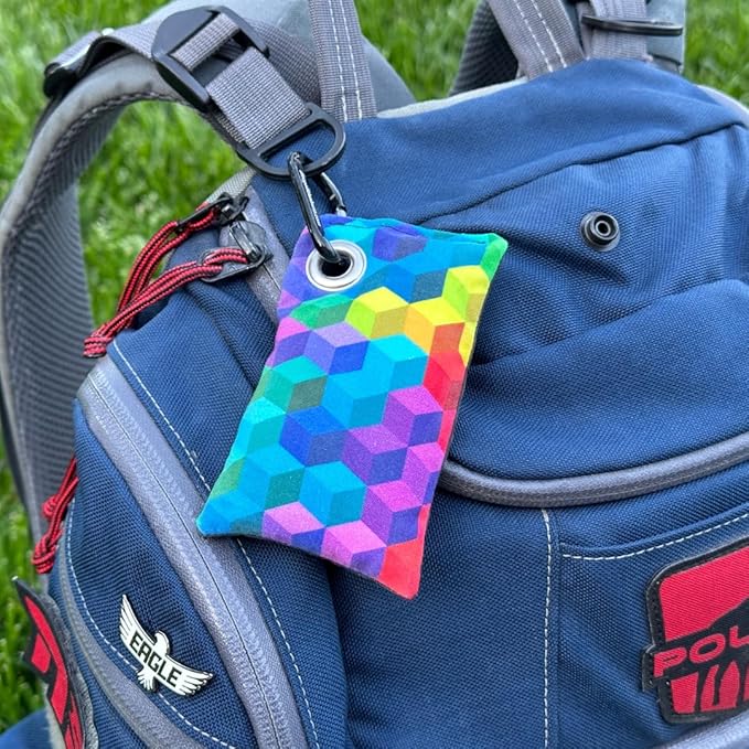 HYZER HOUND DISCS Disc Golf Chalk Bag | Dry Your Hands in the Heat of Summer | Attaches to Bag with a Carabiner | Improve Your Hand Grip for Consistency | Essential Disc Golf Accessories | Chalk