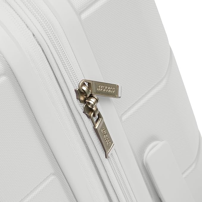 American Tourister Cascade 28-inch Spinner, Frozen Matcha