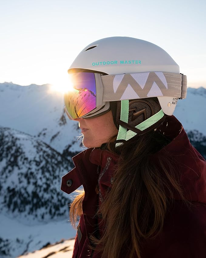 OutdoorMaster Kelvin Ski Helmet - Snowboard Helmet for Men, Women & Youth