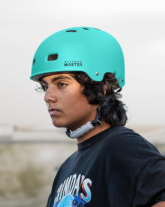 OutdoorMaster スケートボード サイクリング ヘルメット - 取り外し可能なインナー2枚 通気性 多用途 スポーツ スクーター ローラースケート インラインスケート ローラーブレード 子供 ユース 大人用