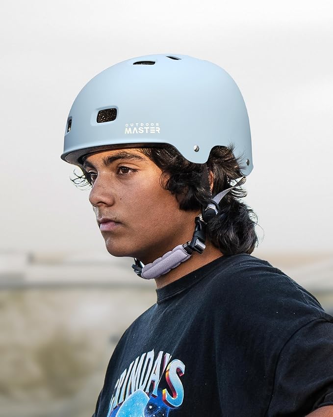 OutdoorMaster スケートボード サイクリング ヘルメット - 取り外し可能なインナー2枚 通気性 多用途 スポーツ スクーター ローラースケート インラインスケート ローラーブレード 子供 ユース 大人用