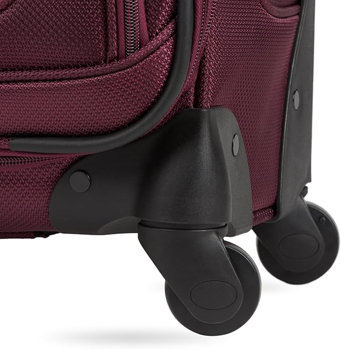 SwissGear Sion ソフトサイド 拡張可能ラゲージ – 360度回転ホイールと格納式ハンドル付き機内持ち込み用スーツケース – 21インチ、1～3泊の旅行に最適 – メルロー