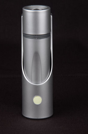 Emergency Flashlight with Wall-Mounted Shockproof Bulb