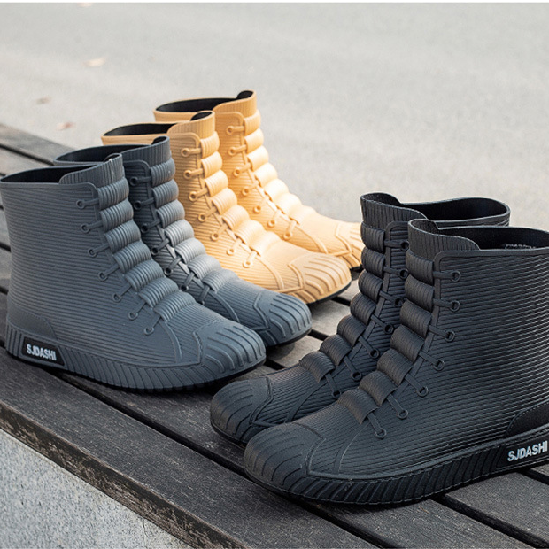 Lightweight Waterproof Padded Short Rain Boots