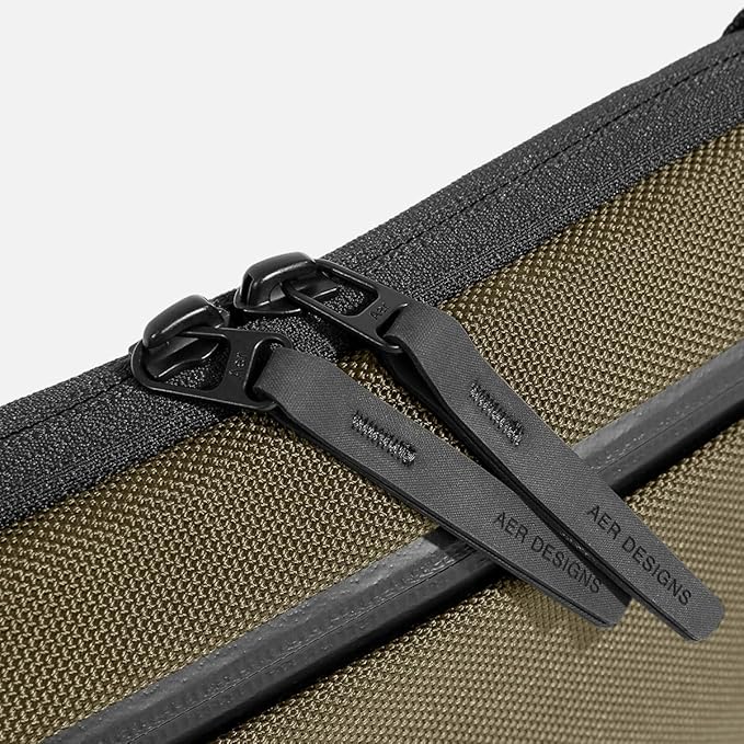 Air Slim Pouch 2 Toiletry Kit