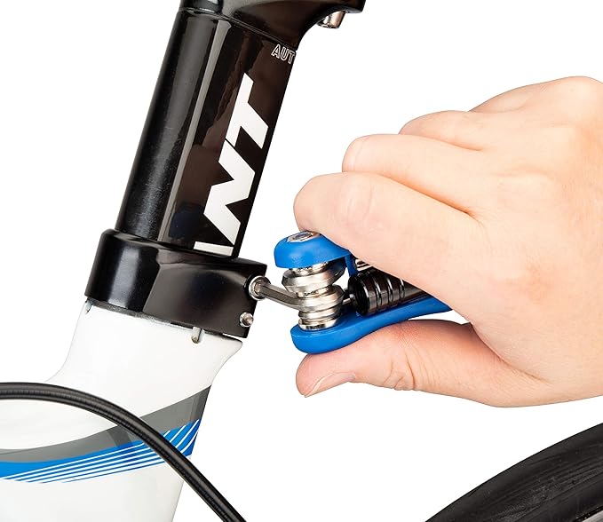 Park Tool MTC-20 Bicycle Multi-Tool with 3, 4, 5 & 8mm Hex Wrenches, T25, Screwdriver & CO₂ Inflator Adapter