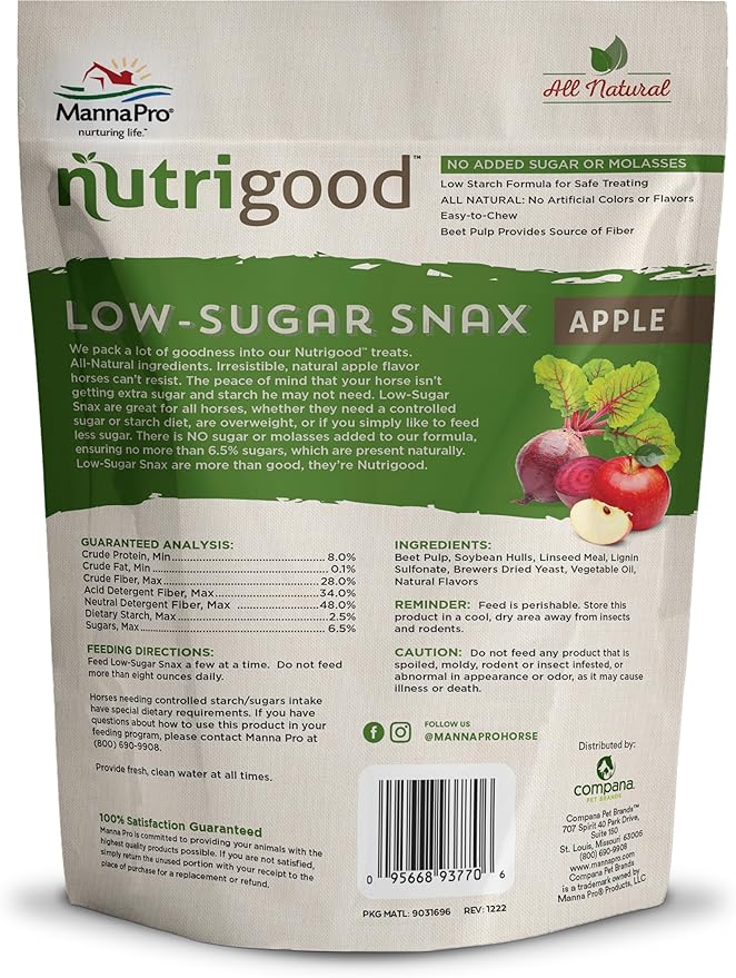 Manna Pro NutriGood Low-Sugar Apple Snax Horse Treats, All-Natural, No Added Sugar or Molasses, Low-Starch Formula, Ideal for Horses with Metabolic Needs, 4 lb Bag