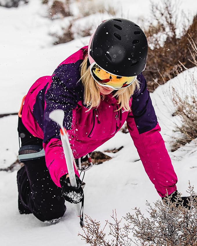 OutdoorMaster Kelvin Ski Helmet - Snowboard Helmet for Men, Women & Youth