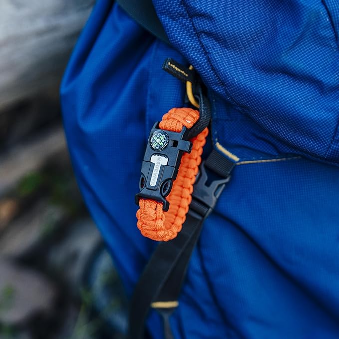SURVIVE パラコードブレスレット 2個セット、緊急ハイキングサバイバルキット ファイヤースターター コンパス ホイッスル、3つの手首サイズ：S/M/L、8.5-10フィートの連続したフリント、スチールスクレーパー 5in1