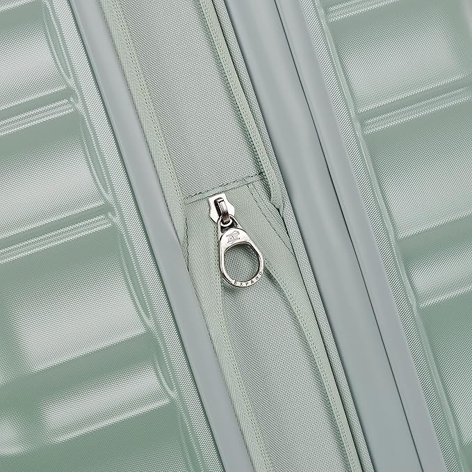 American Tourister 24-inch Spinner, Sage Green, 24-inch Spinner