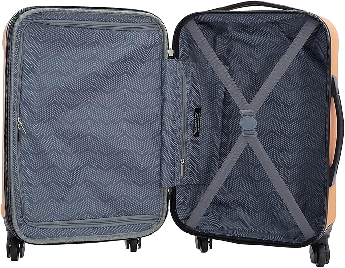 Travelers Club Midtown ハードサイド 4点セット ラゲッジトラベルセット、バタースコッチ