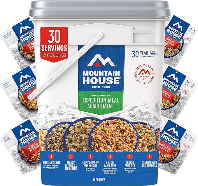 Mountain House 緊急食糧アソートキット、フリーズドライサバイバル食料キット（防災および長期保存用）、保存期間30年