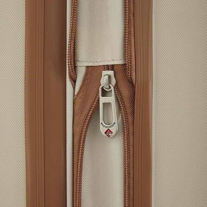 Travelers Club Midtown ハードサイド 4点セット ラゲッジトラベルセット、バニラ