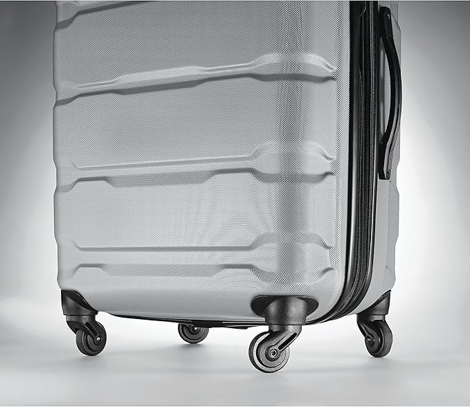 Samsonite Omni PC Hardside Expandable Luggage with Spinner Wheels, Silver, 2-Piece Set (20/24)