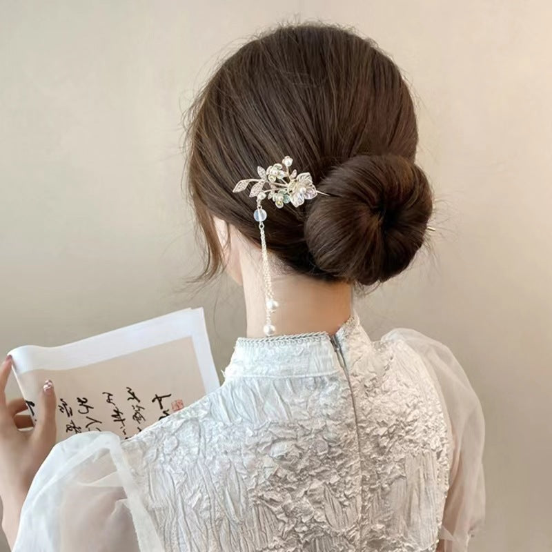 すずらんの花のステップヘアピン、高級感あふれるデザイン