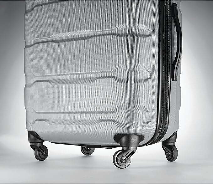 Samsonite Omni PC Hardside Expandable Luggage with Spinner Wheels, Silver, Checked-Large 28-Inch