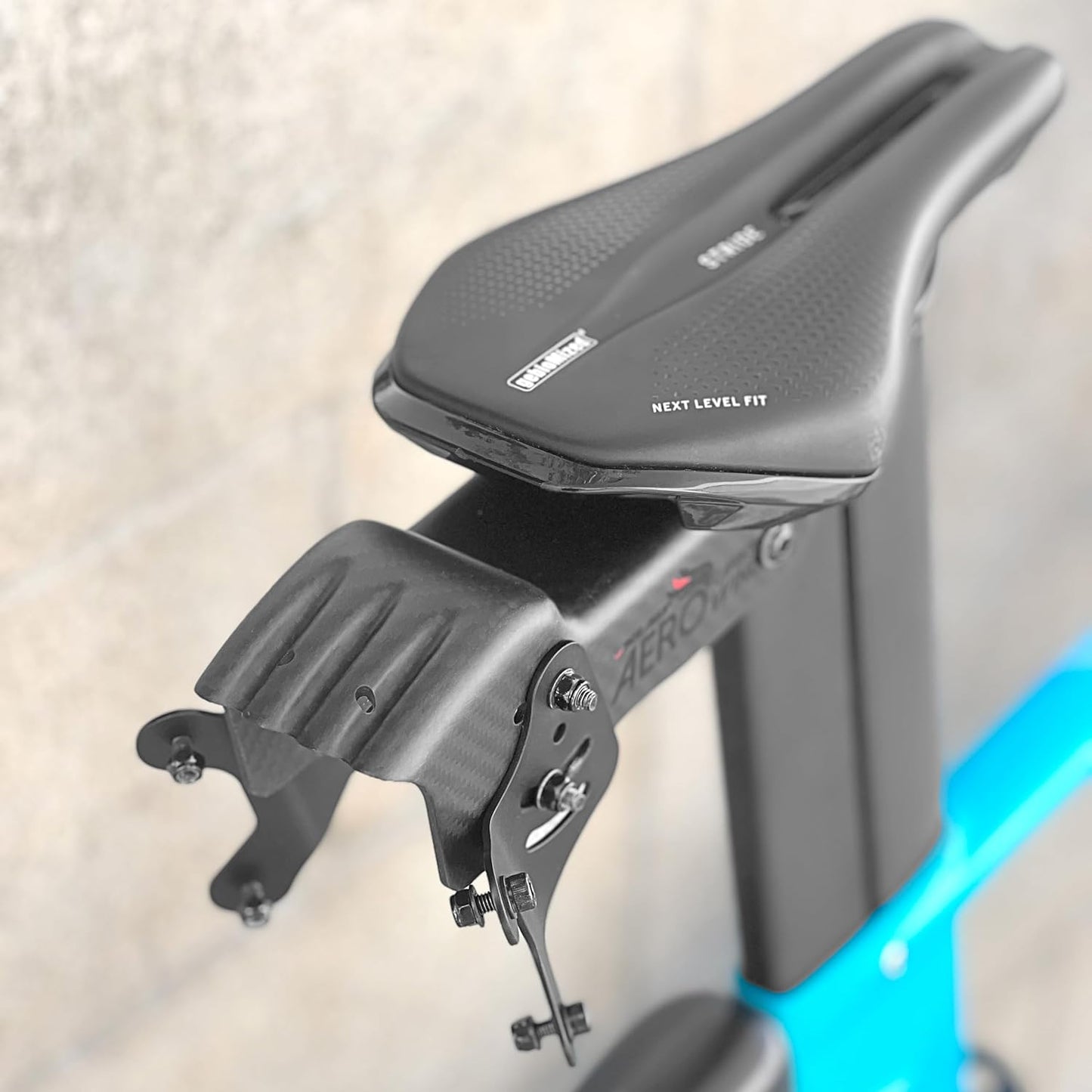 XLAB Aero Carbon Wing - State of the Art Dual Rear Hydration System