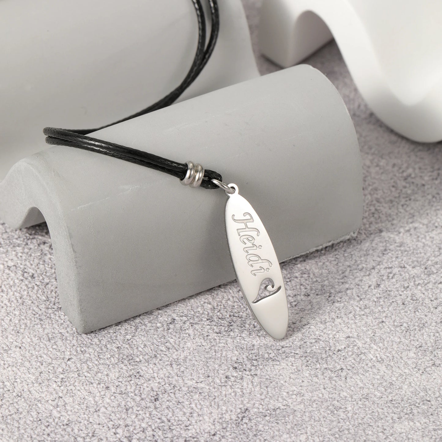 Custom Name Surfboard Necklace Men's Jewelry Personalized Stainless Steel Surfboard Necklace Gift for Surfers and Beach Lovers
