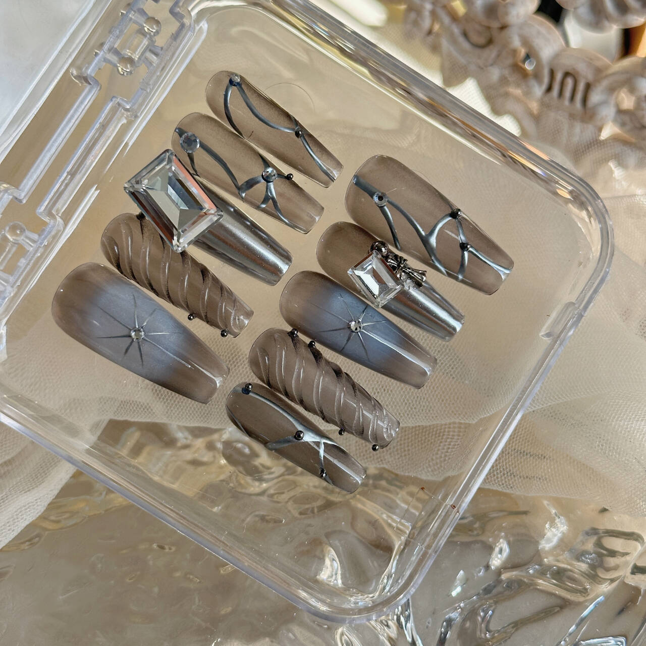 Handmade Long Mechanical Awn Star  Diamond Manicure