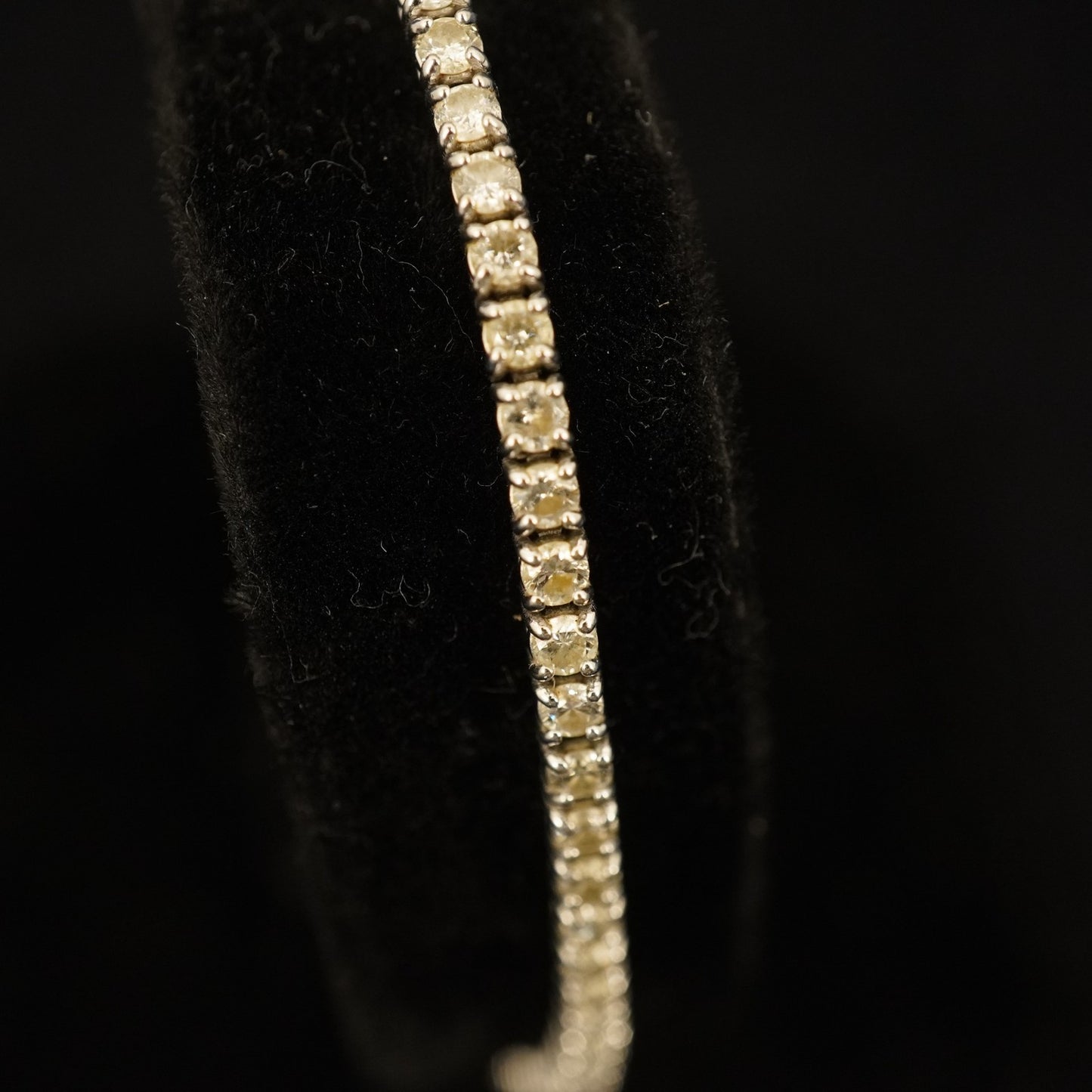 14K White Gold & Diamond Tennis Anklet 9" Approx 5.00 CTW -Free Ship USA