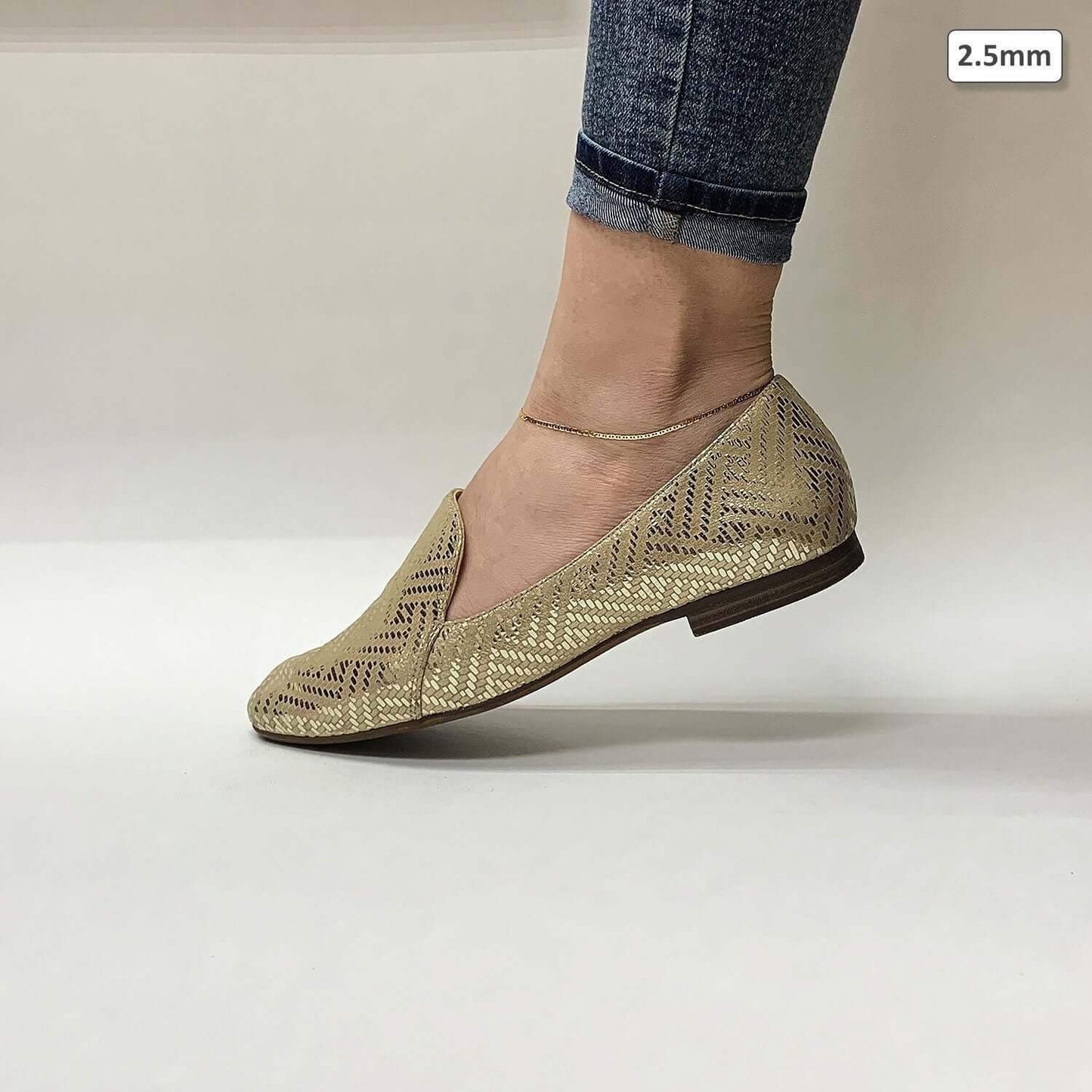 10K Yellow Gold 2mm-6mm Anchor Mariner Anklet (Solid Links) 10"